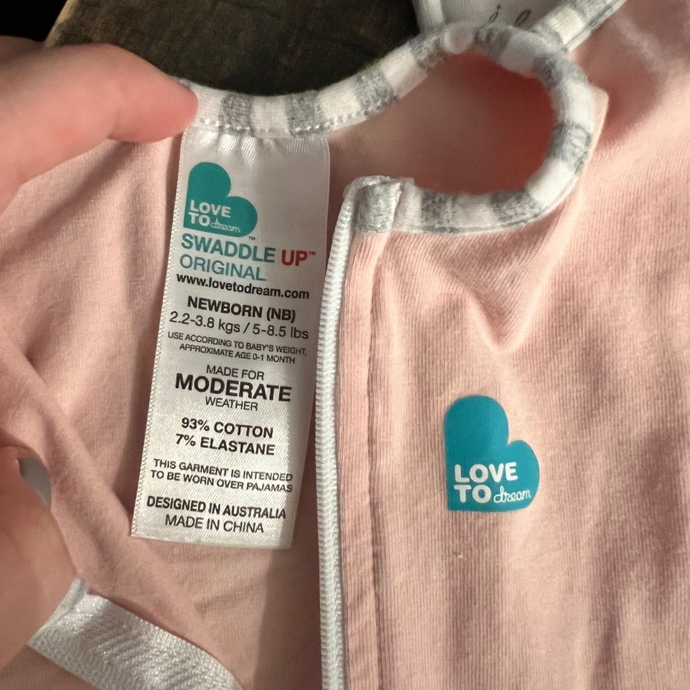 Swaddle - Picture 3 of 4